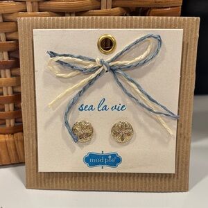Mud Pie Sea La Vie TradeWind Sand Dollar Earrings in Gold NWT